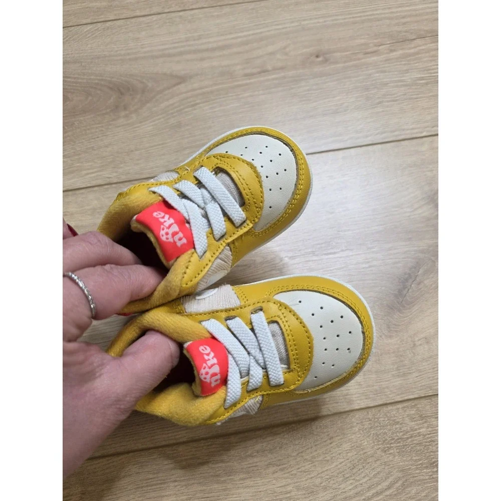 Nike Air Force 1 Crib Baby Shoes Sneakers Size 4C Yellow Ochre Mushroom